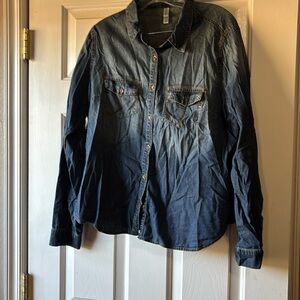 Long sleeve denim shirt